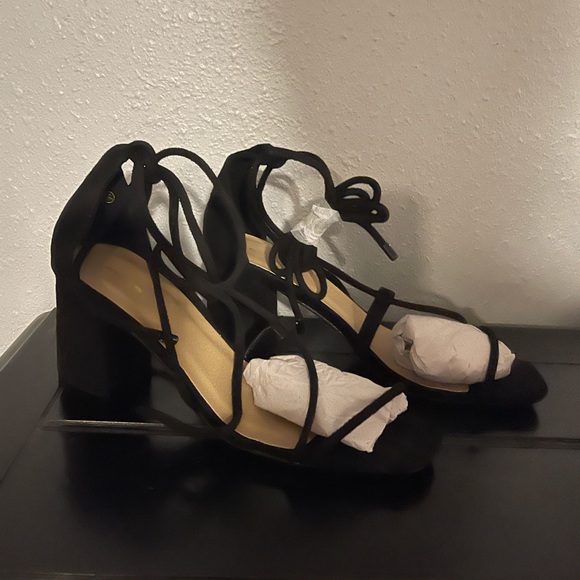 Pretty Little Thing Heels - Picture 2 of 3